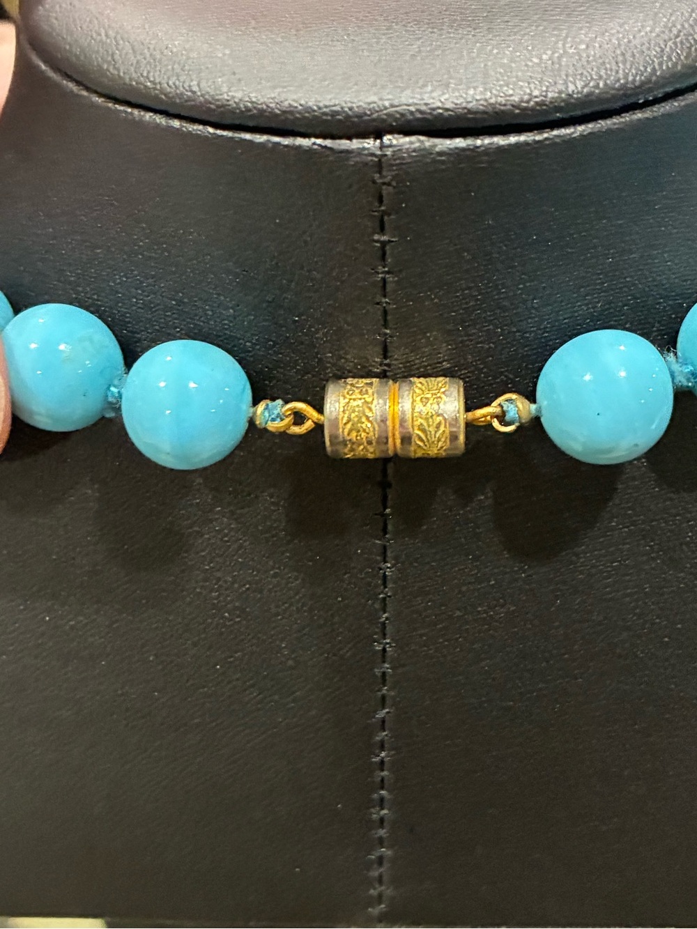 Vintage Mid Century Turquoise Glass Beaded Necklace - Picture 5 of 6